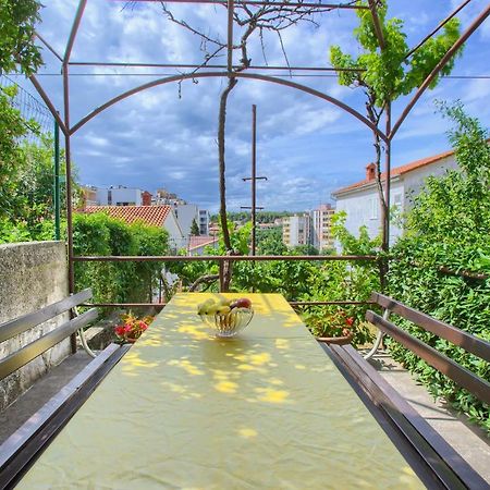 Apartman Paola Pula Zewnętrze zdjęcie