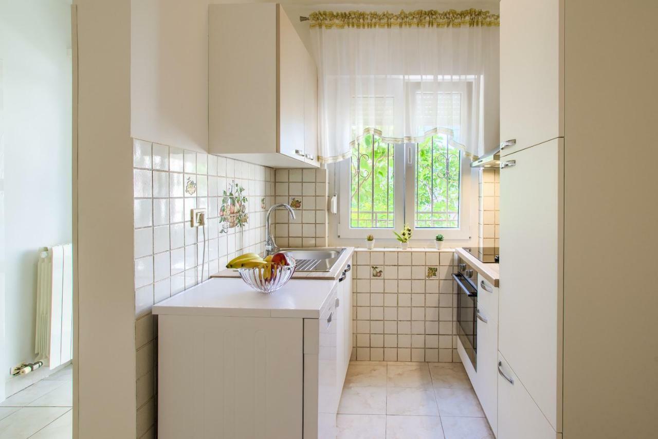 Apartman Paola Pula Zewnętrze zdjęcie